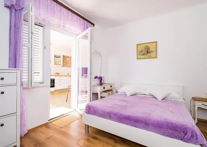 Nina- Two Bedroom With Terrace And Sea View Apt67 Appartement