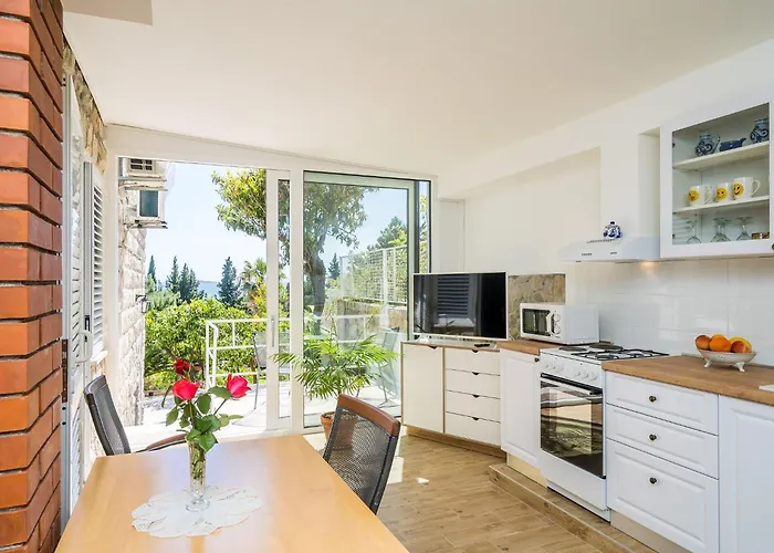 Appartement Nina- Two Bedroom With Terrace And Sea View Apt67 Mlini