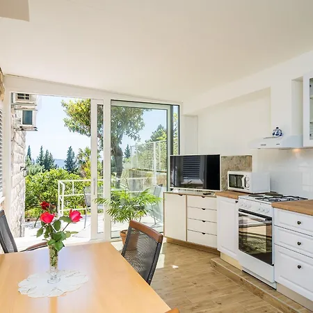 Lejlighed Nina- Two Bedroom With Terrace And Sea View Apt67 Mlini