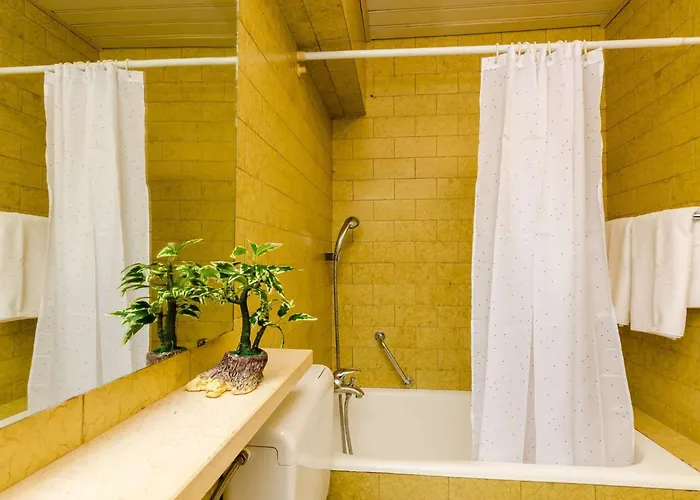 Nina- Two Bedroom With Terrace And Sea View Apt67 Mlini